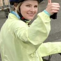 Profile photo for Helen Shan