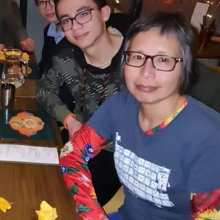 Profile photo for Hong Stubbs