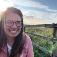 Profile photo for Rebecca Hart