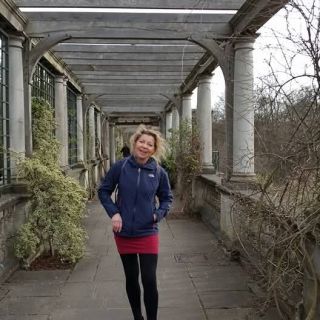 Profile photo for Julie Arrowsmith