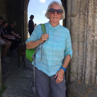 Profile photo for Lesley Heeley