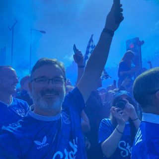 Profile photo for Alan Lynch