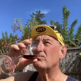 Profile photo for Simon Mitchell