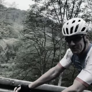 Profile photo for Ian  Astley 