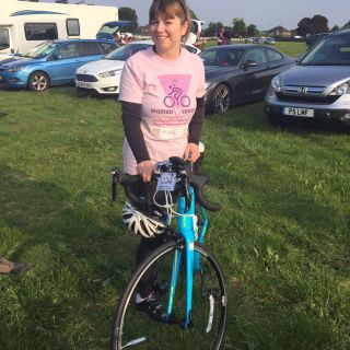 Profile photo for Lesley Bennett