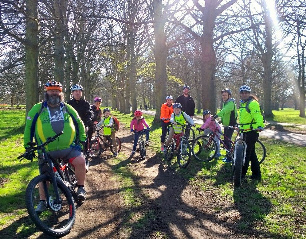 Let's Ride Watford Cycle Hub Cassiobury Park Special! )