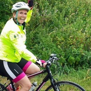 Profile photo for Mandy Kennett