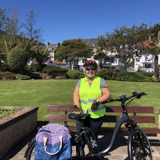 Profile photo for Julie  Le Bailly 