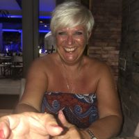 Profile photo for Tracey Greathead 