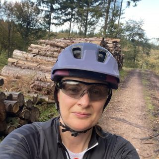 Profile photo for Julie Cooke