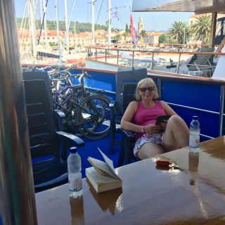 Profile photo for Alison Hand