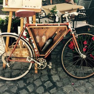 Profile photo for Li Ling Yap