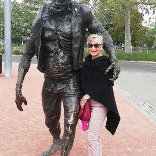 Profile photo for Karen Wall