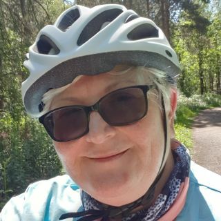 Profile photo for Gillian  Beard