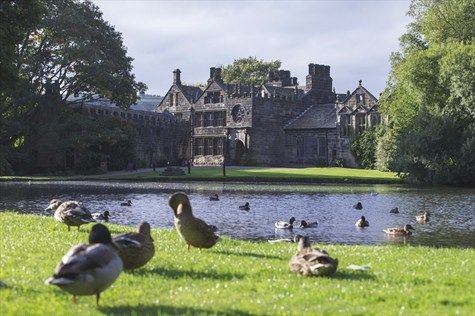  East Riddlesden Hall NT 4