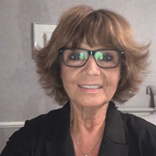 Profile photo for Wendy Stamp