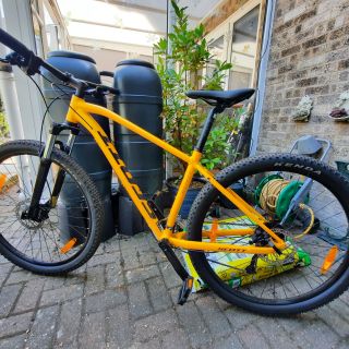 Profile photo for John Rowe 