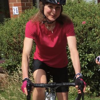 Profile photo for Julie Oswald