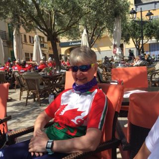 Profile photo for Sue Graves