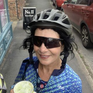 Profile photo for Yvonne Ruff