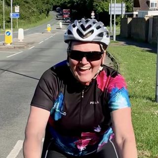 Profile photo for Debbie Hewitt