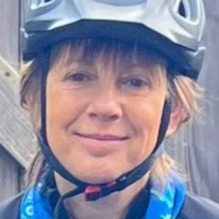 Profile photo for Lesley  Danson 