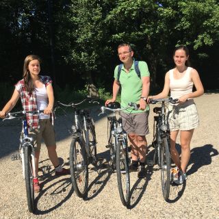 Profile photo for Andrew Starr