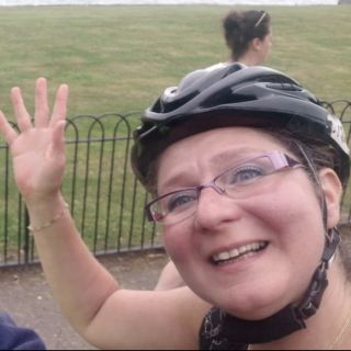 Profile photo for Amel Ladjouzi