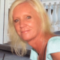 Profile photo for Anne Thomas