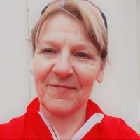 Profile photo for April Lewis