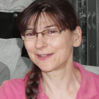 Profile photo for Claire Wright