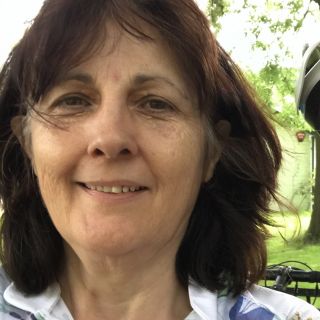 Profile photo for Dawn Jones