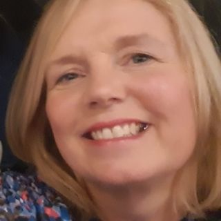 Profile photo for Lesley Greensitt