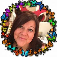 Profile photo for Julie Holland