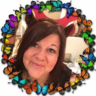 Profile photo for Julie Holland