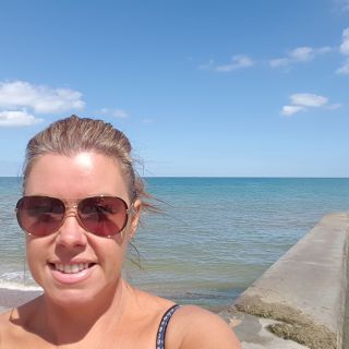 Profile photo for Michelle Medler