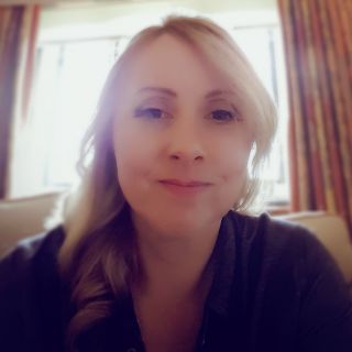 Profile photo for Sharon Bromley