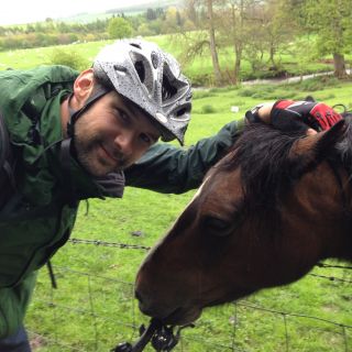 Profile photo for Simon Messenger