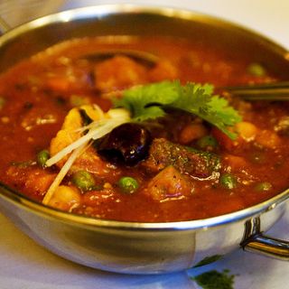 Profile photo for Peter Melling