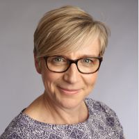 Profile photo for Laura Clarke