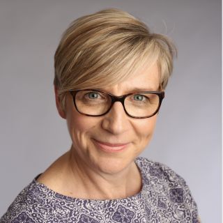 Profile photo for Laura Clarke