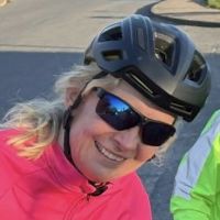 Profile photo for Lesley Gamble