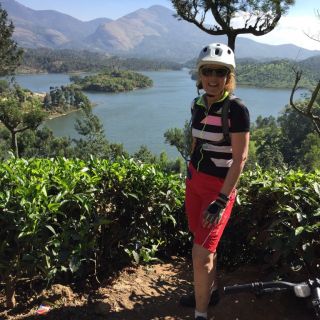 Profile photo for Linda  Drummond