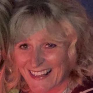 Profile photo for Louise Tanner