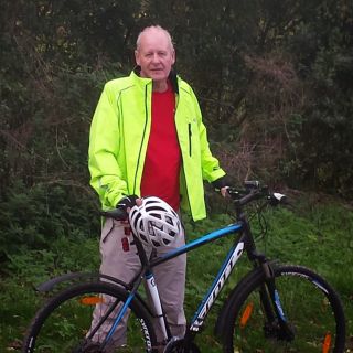 Profile photo for Gary  Bennett 