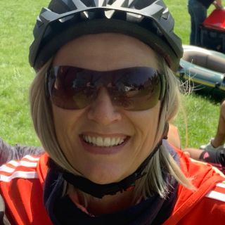 Profile photo for Lorraine Molloy
