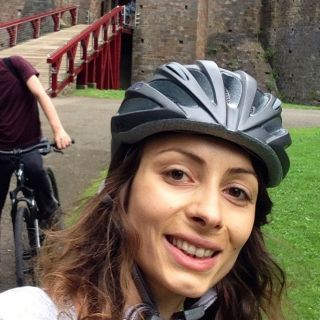 Profile photo for Lorena Axinte