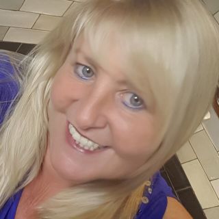 Profile photo for Nicola Heaton