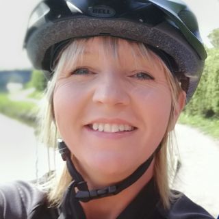 Profile photo for Jennifer Robbins