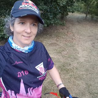 Profile photo for Jane Leigh